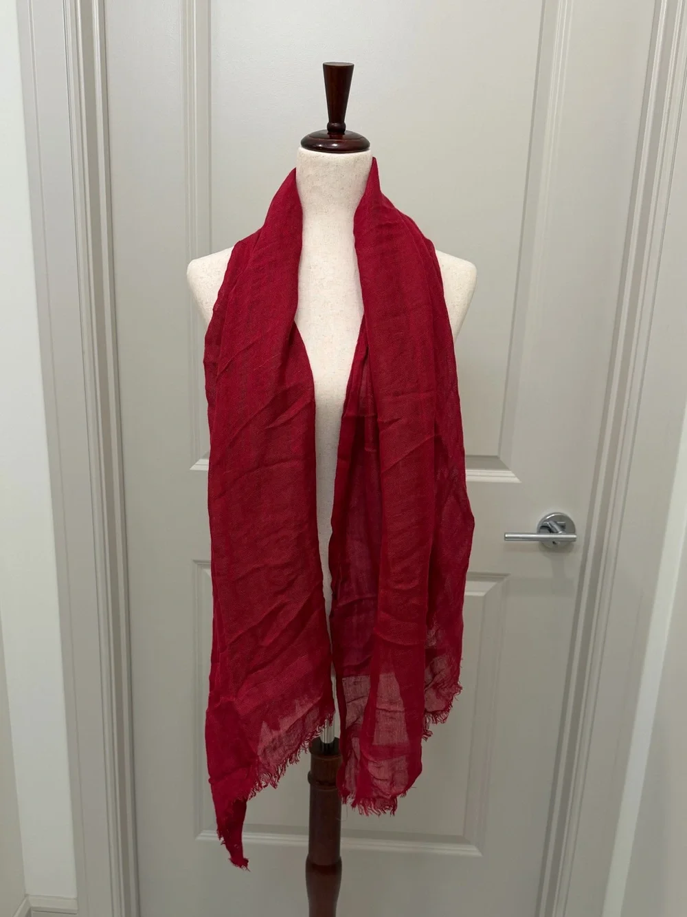 Love Quotes - Red Linen Viscose Fringe Scarf